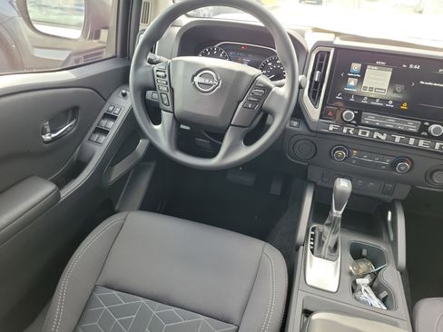 New 2025 Nissan Frontier SV image 10