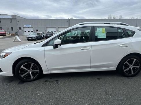 Used 2023 Subaru Impreza 2.0i Premium AWD/4WD image 4