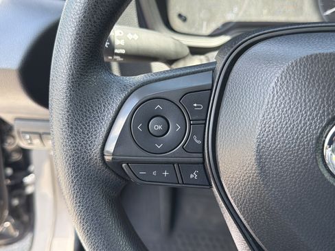 Used 2025 Toyota Corolla LE FWD image 23