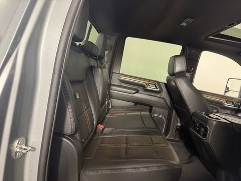 Used 2024 Chevrolet Silverado 3500 High Country w/ Technology Package AWD/4WD image 27