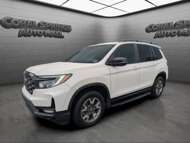 Used 2022 Honda Passport TrailSport image 3