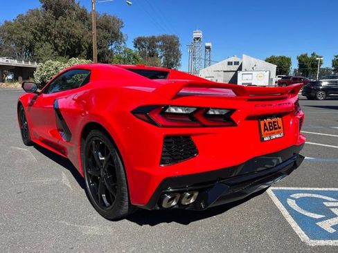 Used 2022 Chevrolet Corvette Stingray Premium Conv w/ Z51 Performance Package RWD image 17