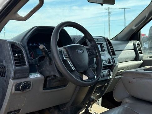 Used 2018 Ford F550 4x4 SuperCab Super Duty image 18