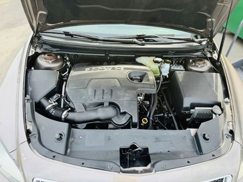 Used 2011 Chevrolet Malibu LS FWD image 16