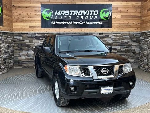 Used 2021 Nissan Frontier SV AWD/4WD image 2