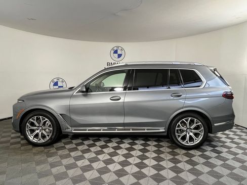 Used 2023 BMW X7 xDrive40i AWD/4WD image 13