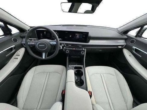 New 2025 Hyundai Sonata SEL image 13