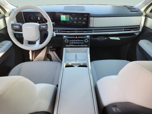 New 2026 Hyundai Santa Fe SE image 10