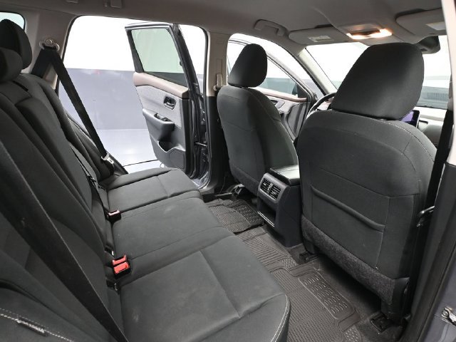 Used 2023 Nissan Rogue S AWD/4WD image 33