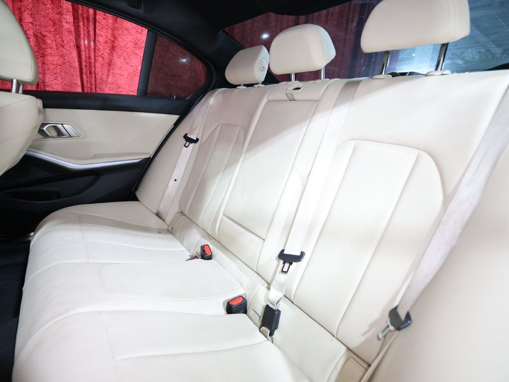 Used 2020 BMW 330i Sedan w/ Convenience Package RWD image 14