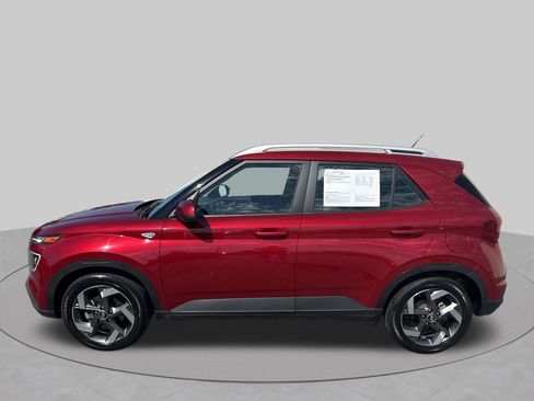 Certified 2023 Hyundai Venue Limited FWD image 4
