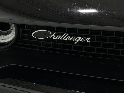 Used 2022 Dodge Challenger R/T Scat Pack RWD image 36