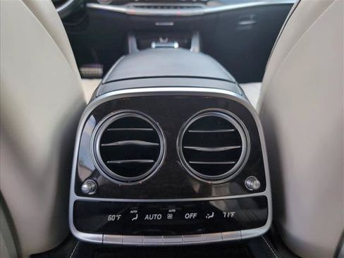 Used 2015 Mercedes-Benz S 63 AMG 4MATIC Sedan image 19