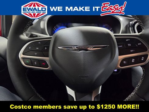 New 2026 Chrysler Pacifica Select FWD image 5