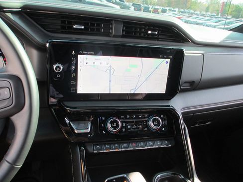 Certified 2025 GMC Sierra 1500 AT4X image 33