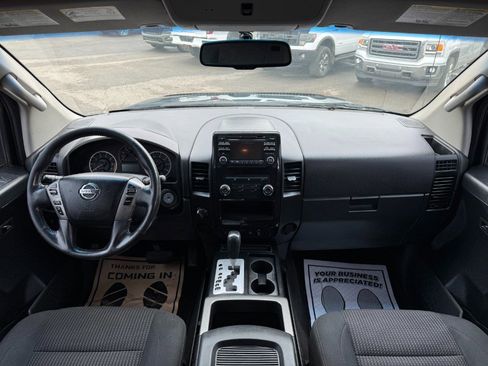 Used 2014 Nissan Titan SV image 20