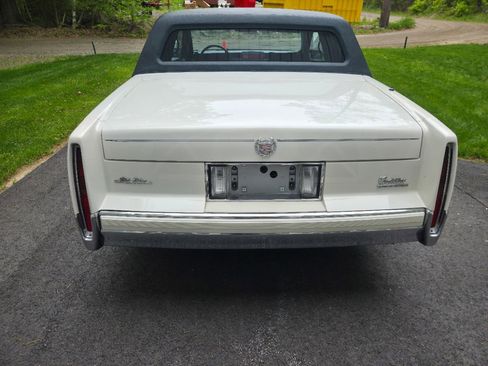 Used 1990 Cadillac De Ville Coupe FWD image 8