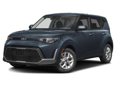Used 2025 Kia Soul LX w/ LX Technology Package