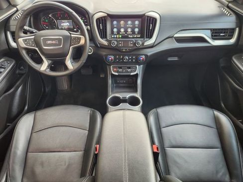 Used 2024 GMC Terrain SLT image 22