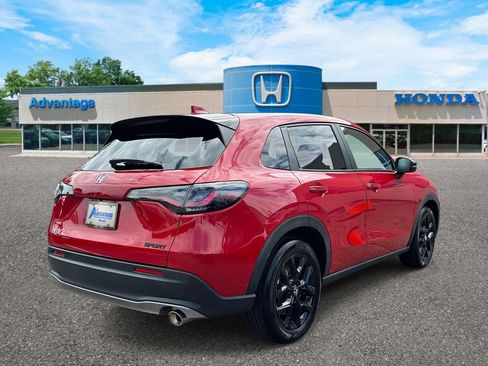 Used 2024 Honda HR-V Sport image 5