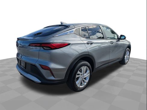 Certified 2024 Buick Envista Preferred w/ Advanced Safety Package image 5