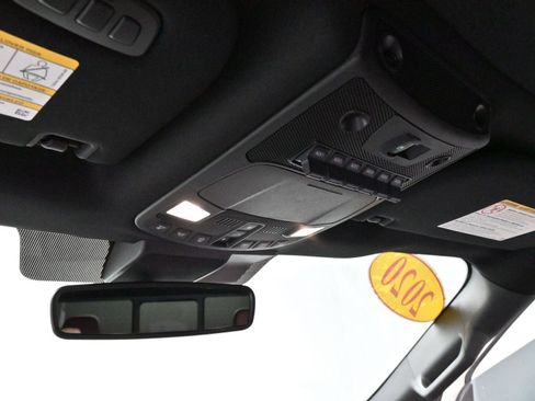 Used 2020 Ford F250 Platinum w/ FX4 Off-Road Package image 31