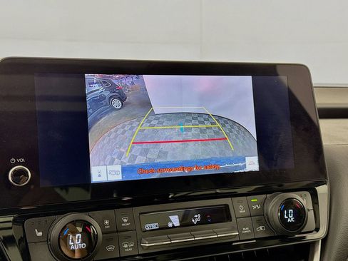 Certified 2025 Toyota Grand Highlander AWD Hybrid image 13