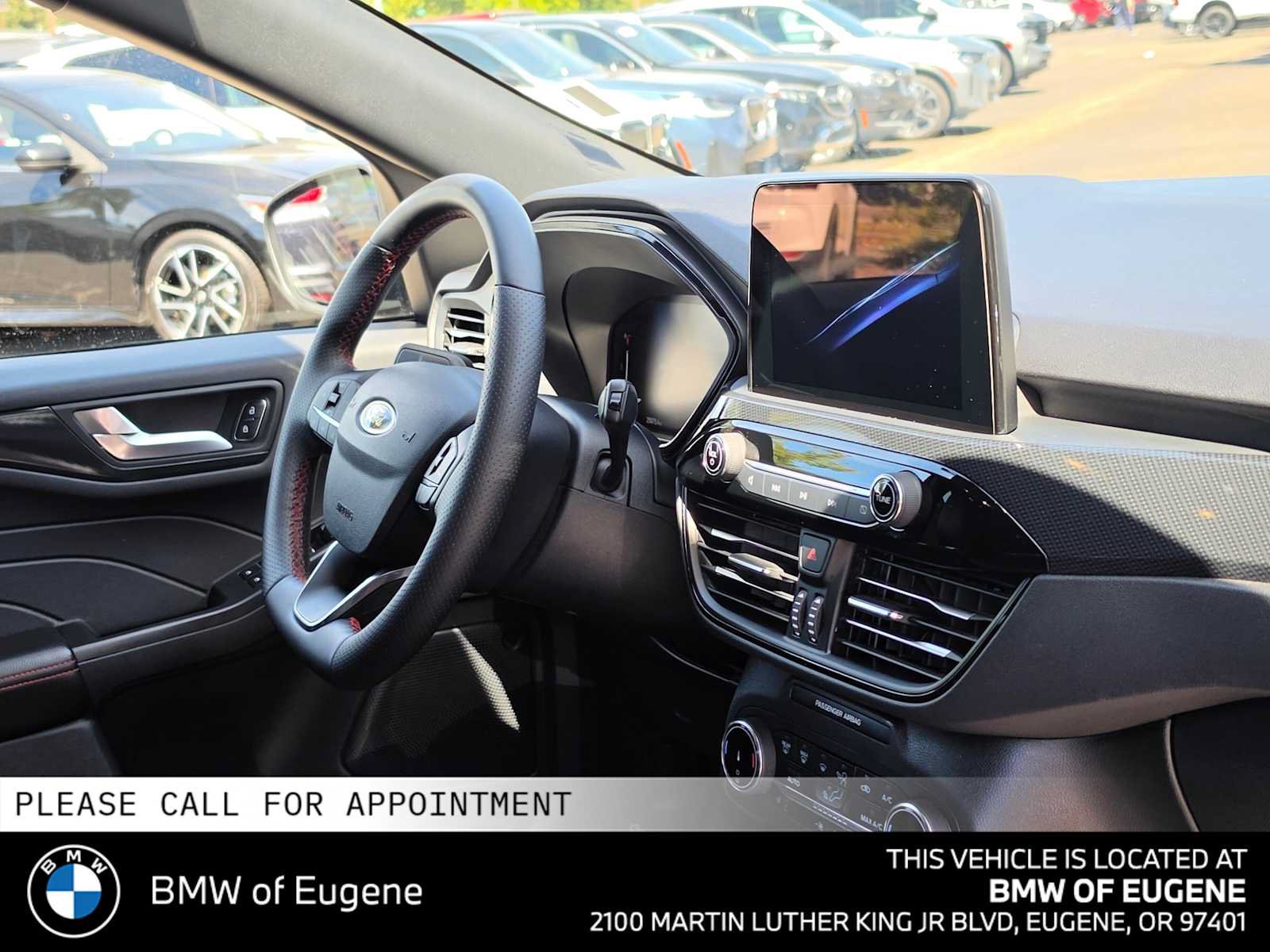 Used 2025 Ford Escape ST-Line Select AWD/4WD image 12