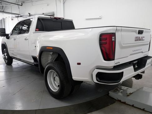 Used 2025 GMC Sierra 3500 Denali w/ Denali Reserve Package AWD/4WD image 5
