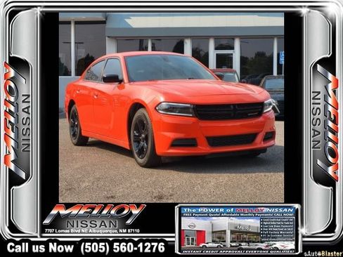 Used 2023 Dodge Charger SXT RWD image 3