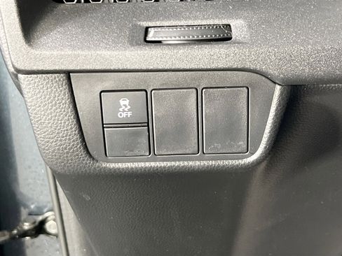 Used 2023 Honda CR-V EX image 10