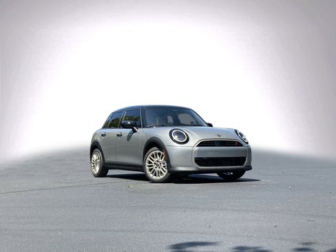 New 2026 MINI Cooper S FWD image 2