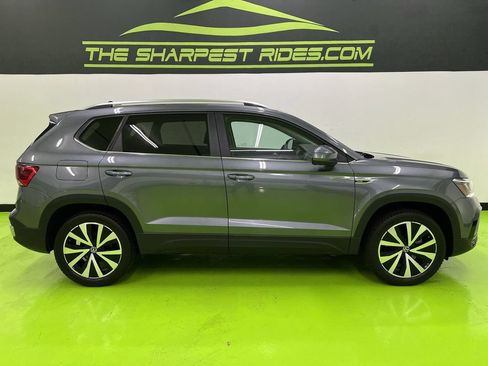 Used 2022 Volkswagen Taos SE w/ IQ.Drive SE Package AWD/4WD image 11