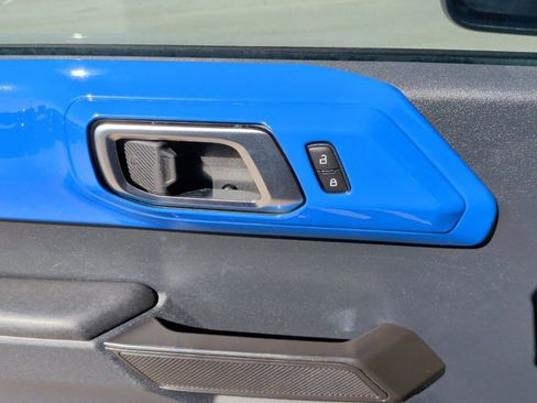 Used 2024 Ford Bronco Wildtrak image 12