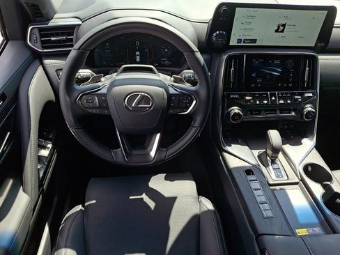 New 2026 Lexus LX 700h Luxury AWD/4WD image 6