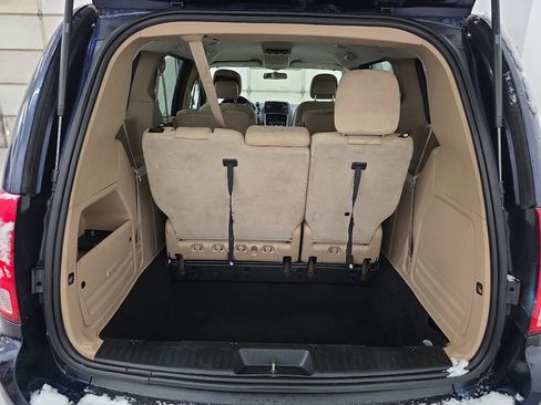 Used 2014 Dodge Grand Caravan SE w/ Quick Order Package 29E SE image 32