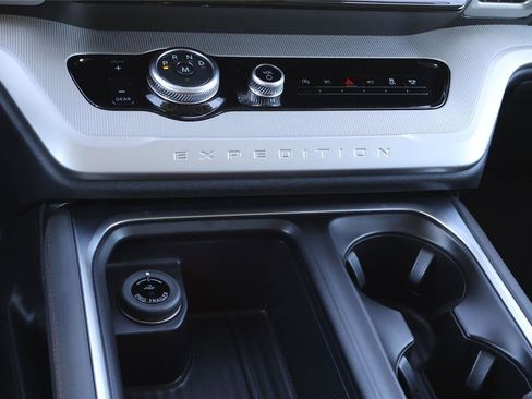 Certified 2025 Ford Expedition Max Active image 22