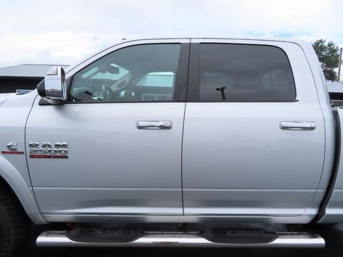 Used 2017 RAM 2500 Laramie AWD/4WD image 14