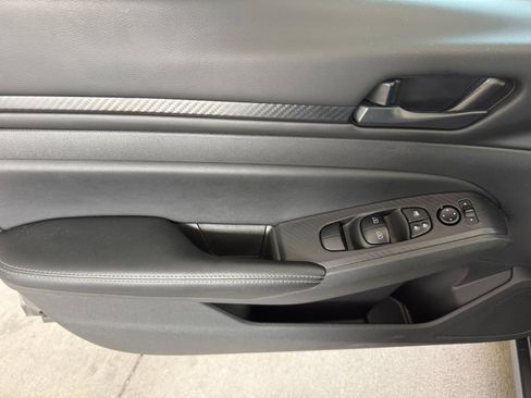 Used 2026 Nissan Altima 2.5 SV FWD image 18