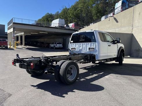 New 2026 Ford F450 XL w/ XL Chrome Package AWD/4WD image 3