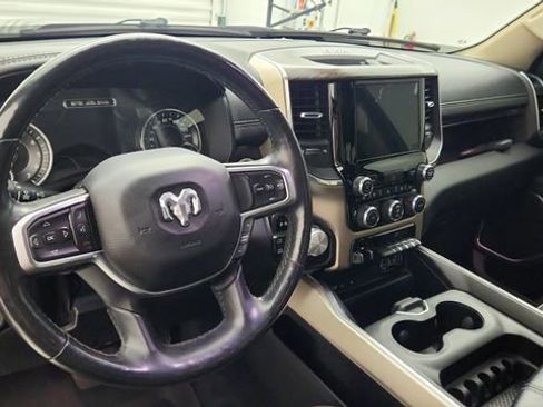 Used 2019 RAM 1500 Laramie AWD/4WD image 11
