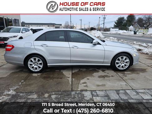 Used 2013 Mercedes-Benz E 350 4MATIC Sedan image 3