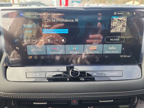 New 2026 Nissan Rogue Platinum image 18