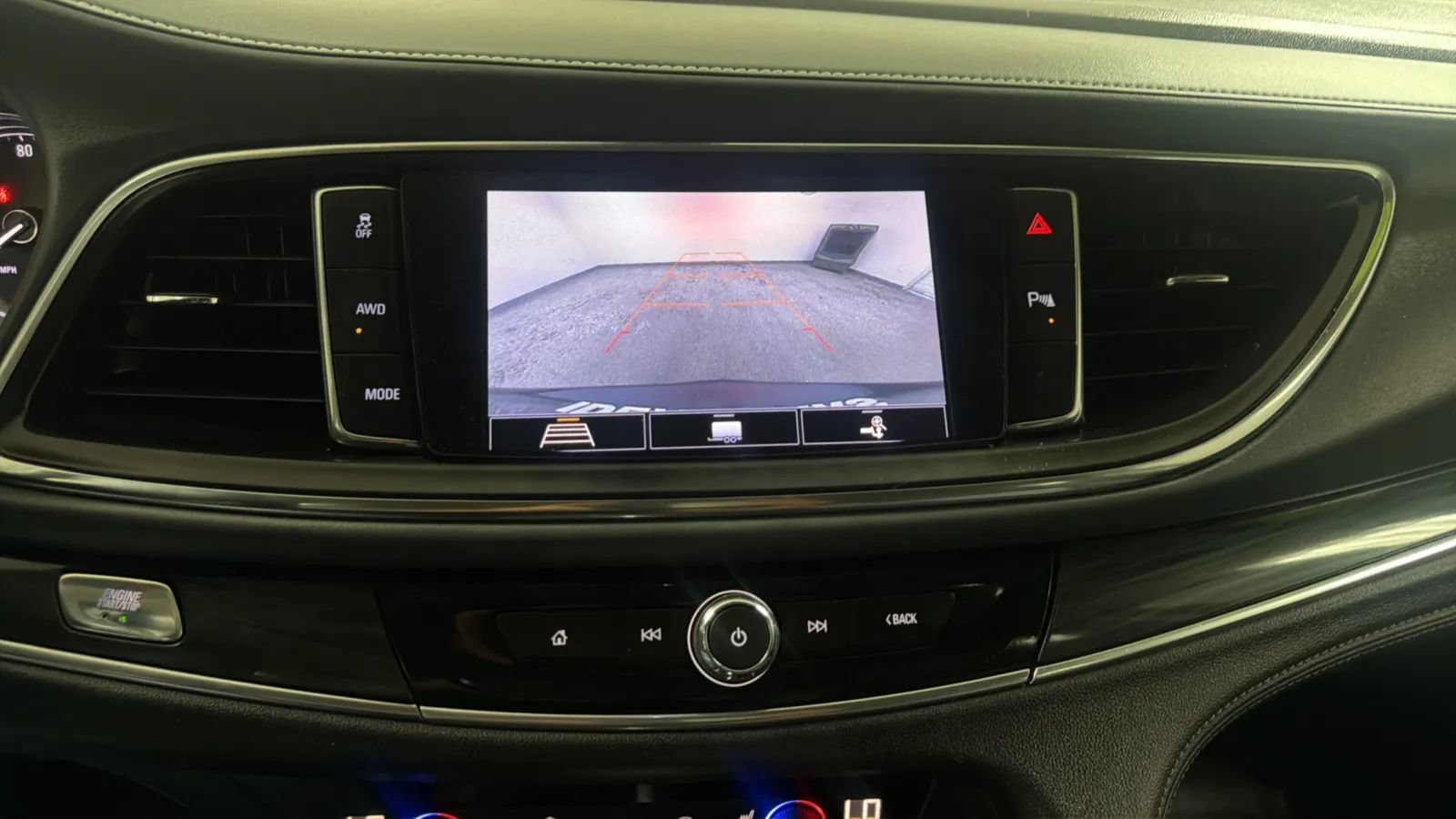Used 2020 Buick Enclave Essence w/ Sound and Sites Package AWD/4WD image 15