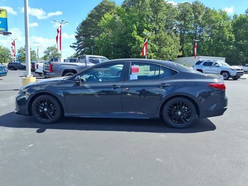 New 2026 Toyota Camry SE w/ Convenience Package FWD image 3
