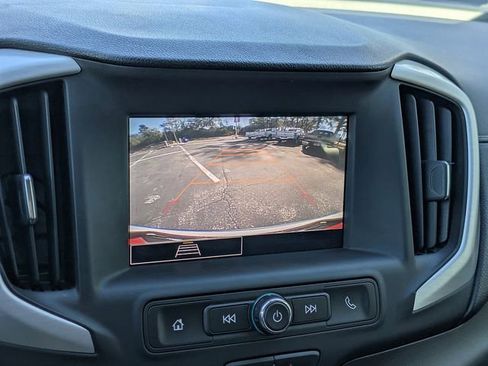 Used 2022 GMC Terrain SLE w/ Driver Convenience Package image 22