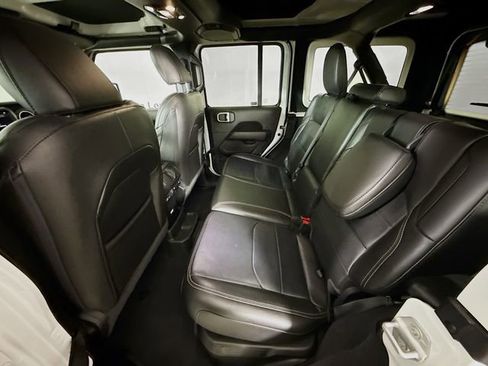 Used 2023 Jeep Wrangler Unlimited Sahara w/ Cold Weather Group image 23