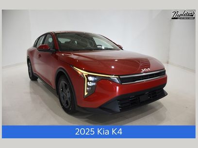 New 2025 Kia K4 LXS