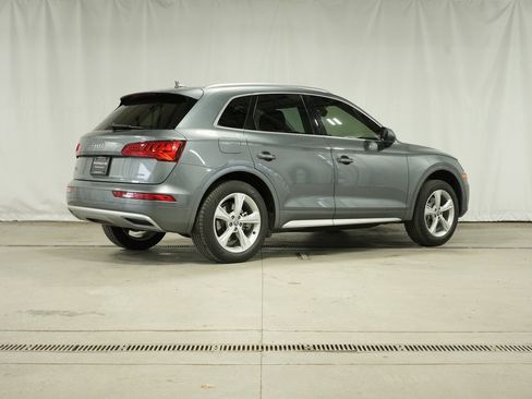 Used 2020 Audi Q5 2.0T Premium Plus w/ Premium Plus Package image 5