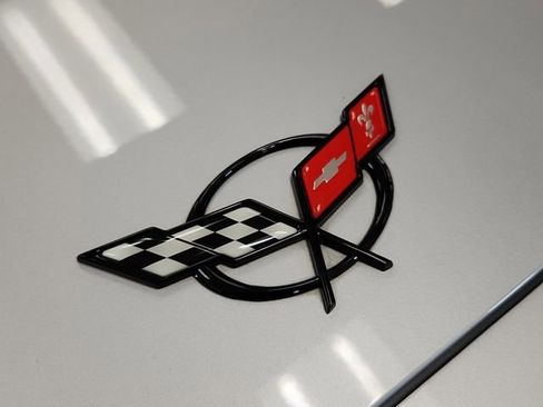 Used 2000 Chevrolet Corvette Convertible RWD image 12